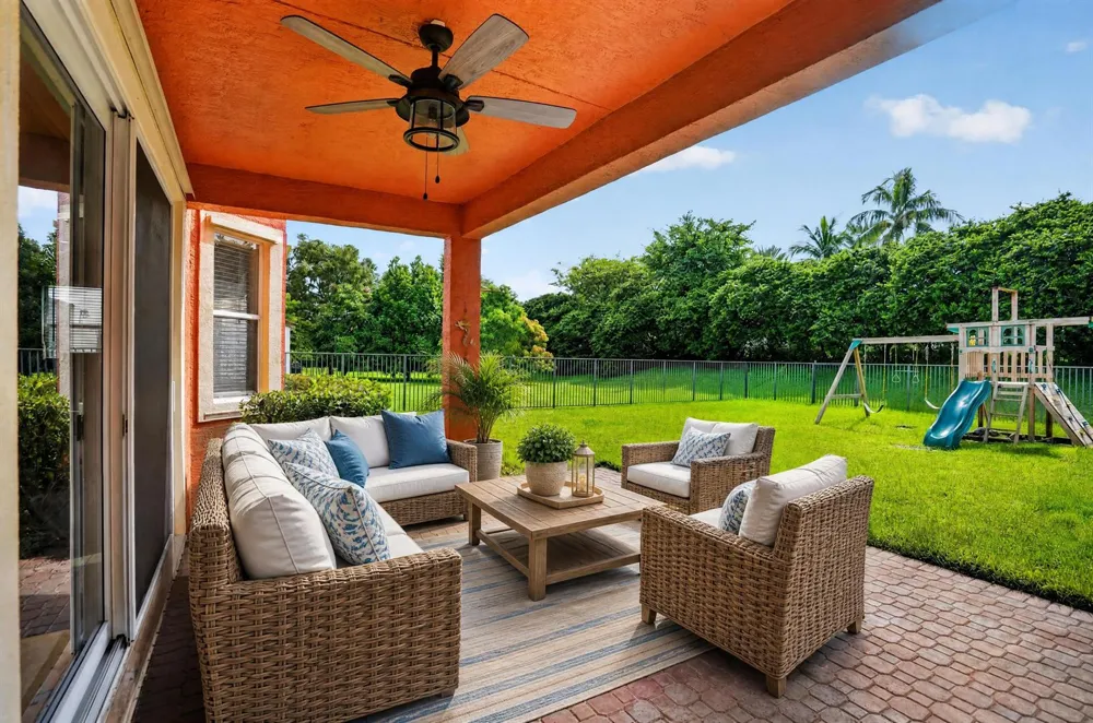 9135 Dupont Place Wellington, FL 33414