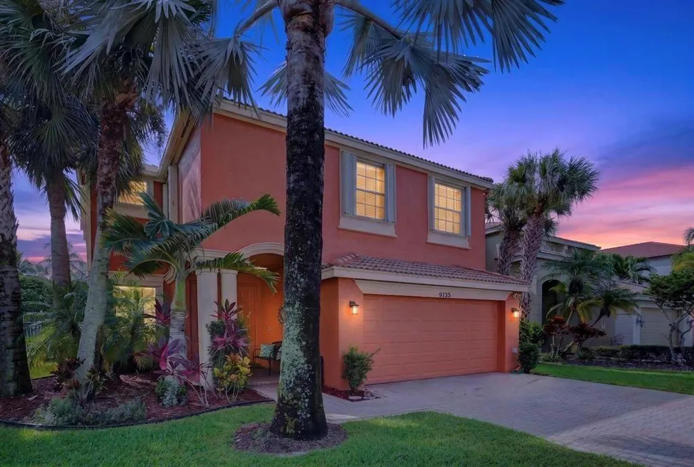 9135 Dupont Place Wellington, FL 33414