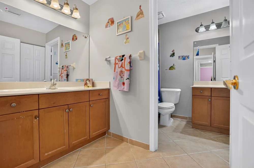 9135 Dupont Place Wellington, FL 33414