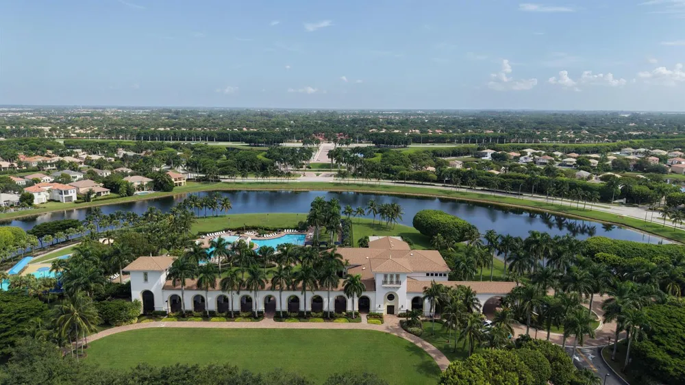 9135 Dupont Place Wellington, FL 33414