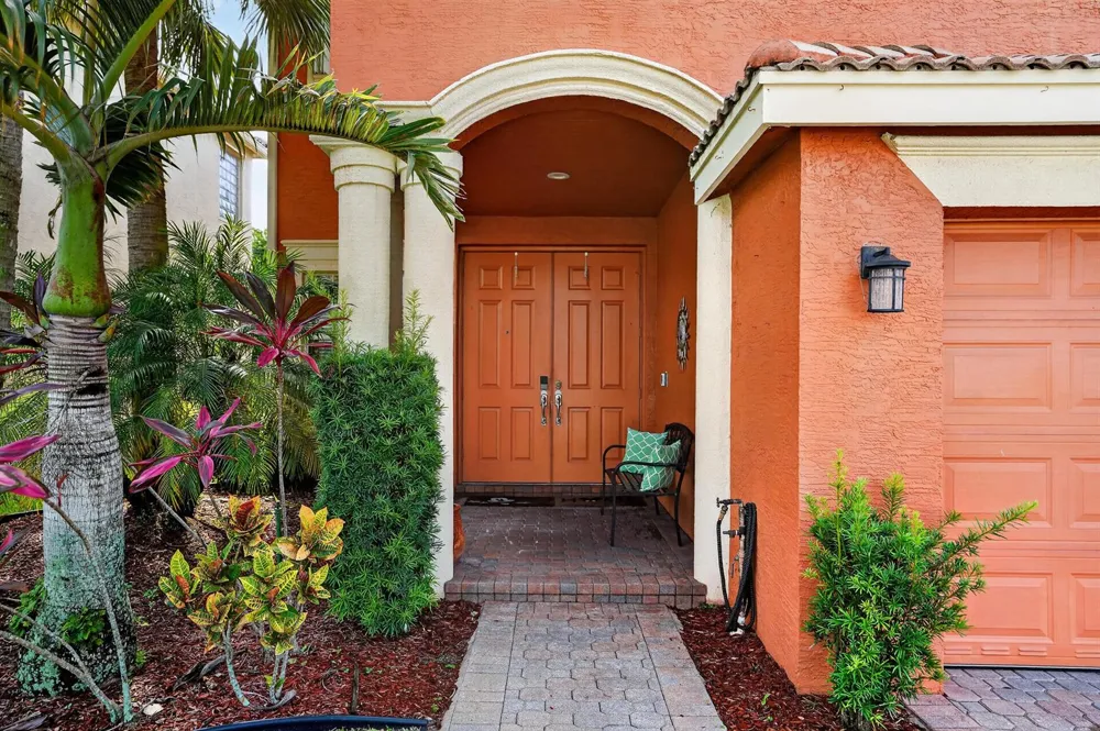 9135 Dupont Place Wellington, FL 33414