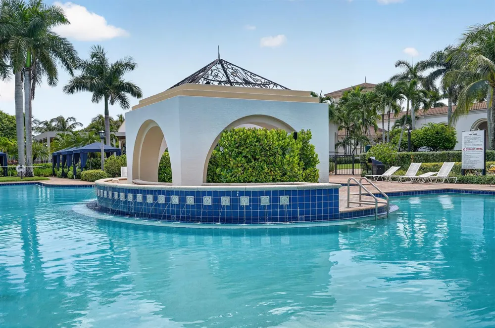 9135 Dupont Place Wellington, FL 33414