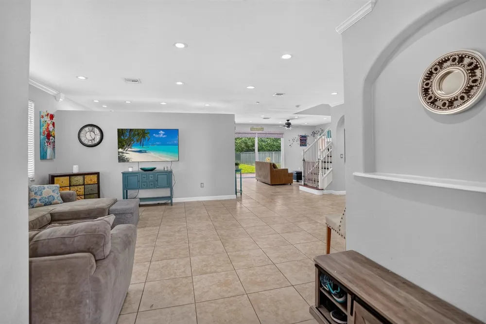 9135 Dupont Place Wellington, FL 33414