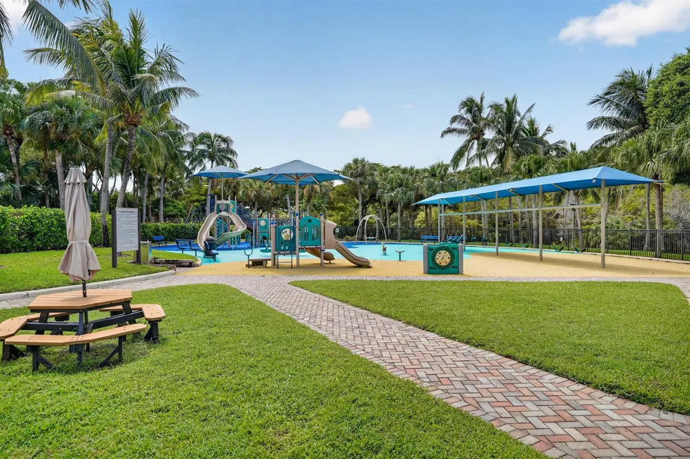 9135 Dupont Place Wellington, FL 33414