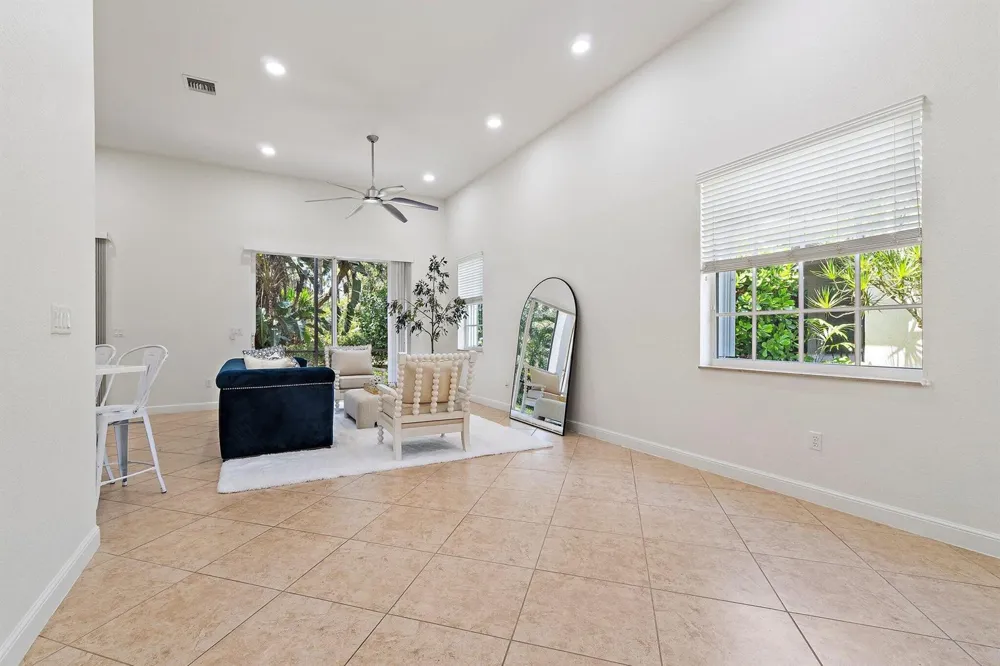 1071 Vintner Boulevard Palm Beach Gardens, FL 33410