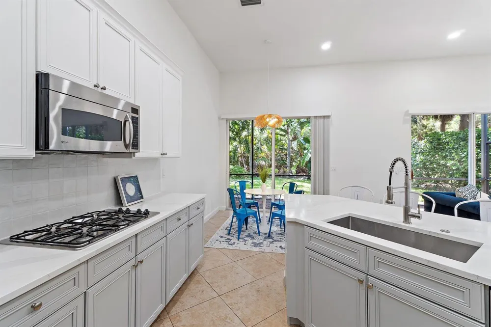 1071 Vintner Boulevard Palm Beach Gardens, FL 33410