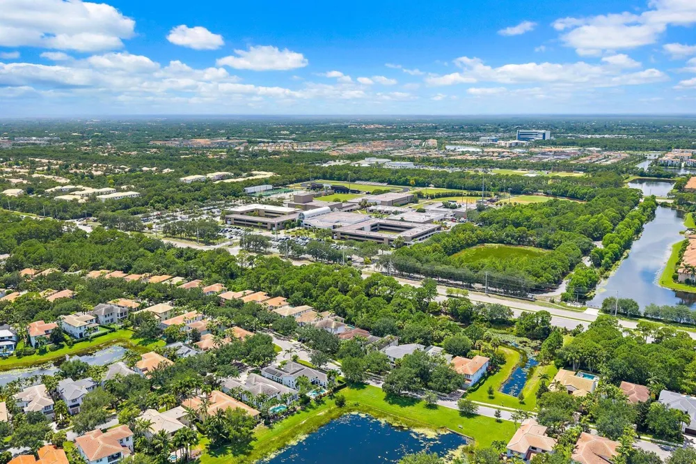 1071 Vintner Boulevard Palm Beach Gardens, FL 33410