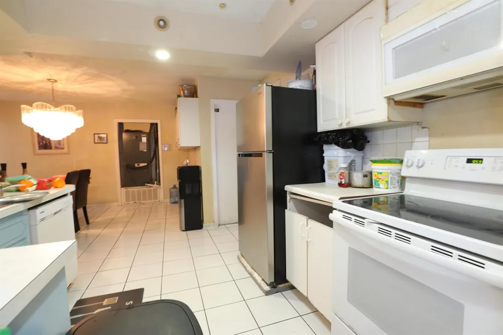 3132 NW 39TH COURT Lauderdale Lakes, FL 33309