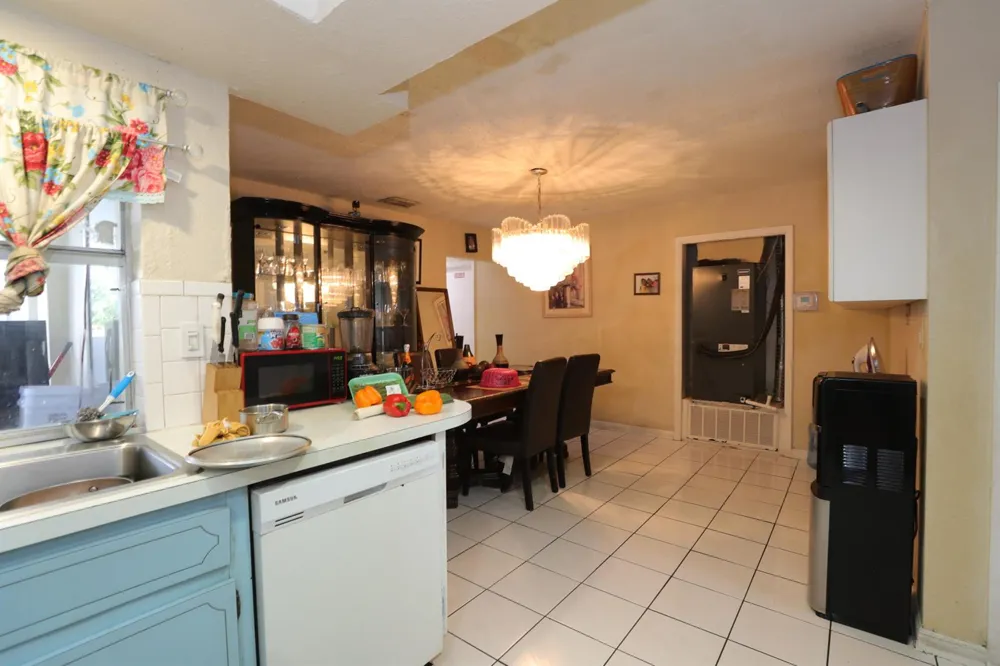 3132 NW 39TH COURT Lauderdale Lakes, FL 33309