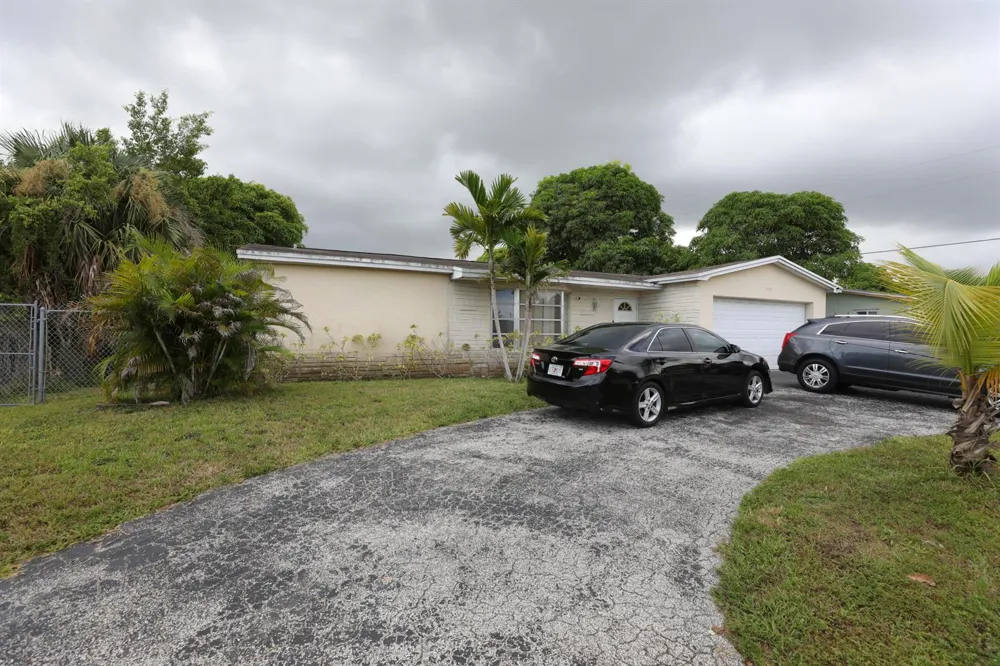 3132 NW 39TH COURT Lauderdale Lakes, FL 33309