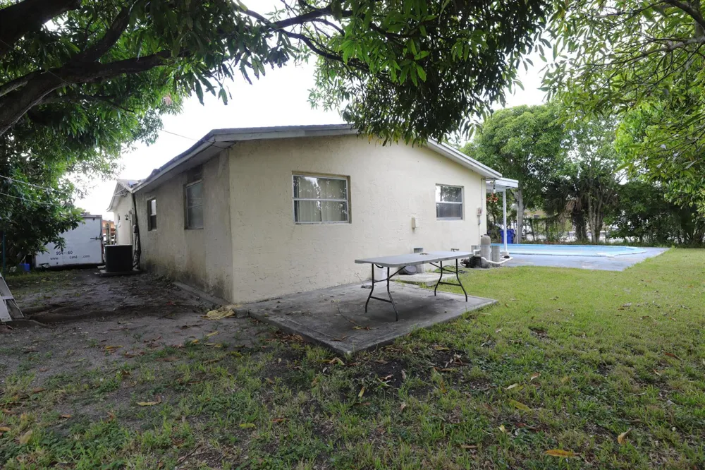 3132 NW 39TH COURT Lauderdale Lakes, FL 33309