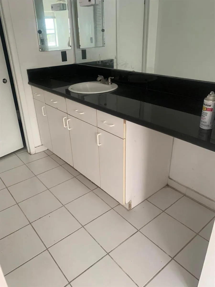 3360 SPANISH MOSS TERRACE #413 Lauderhill, FL 33319