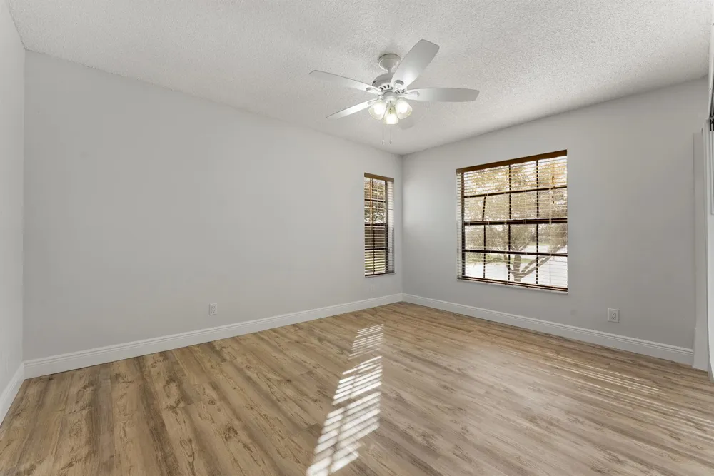 2900 Olivewood Terrace #201 Boca Raton, FL 33431