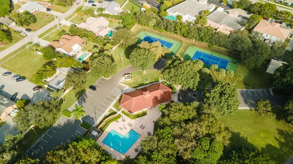 2900 Olivewood Terrace #201 Boca Raton, FL 33431