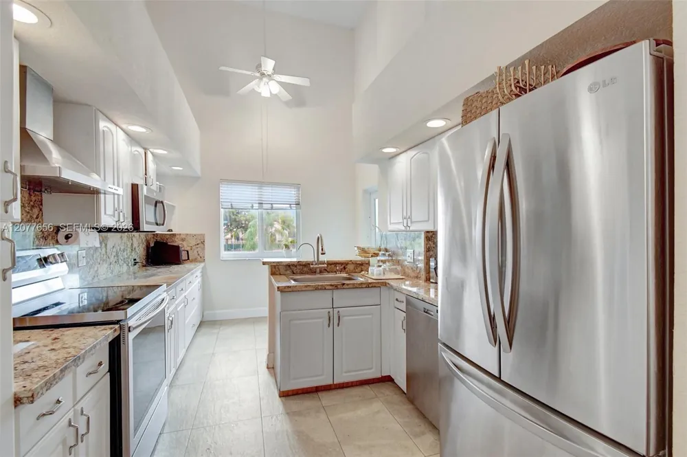 16339 Malibu Dr #22 Weston, FL 33326
