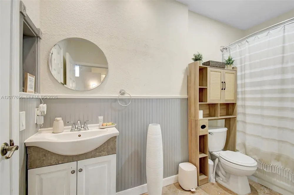 16339 Malibu Dr #22 Weston, FL 33326
