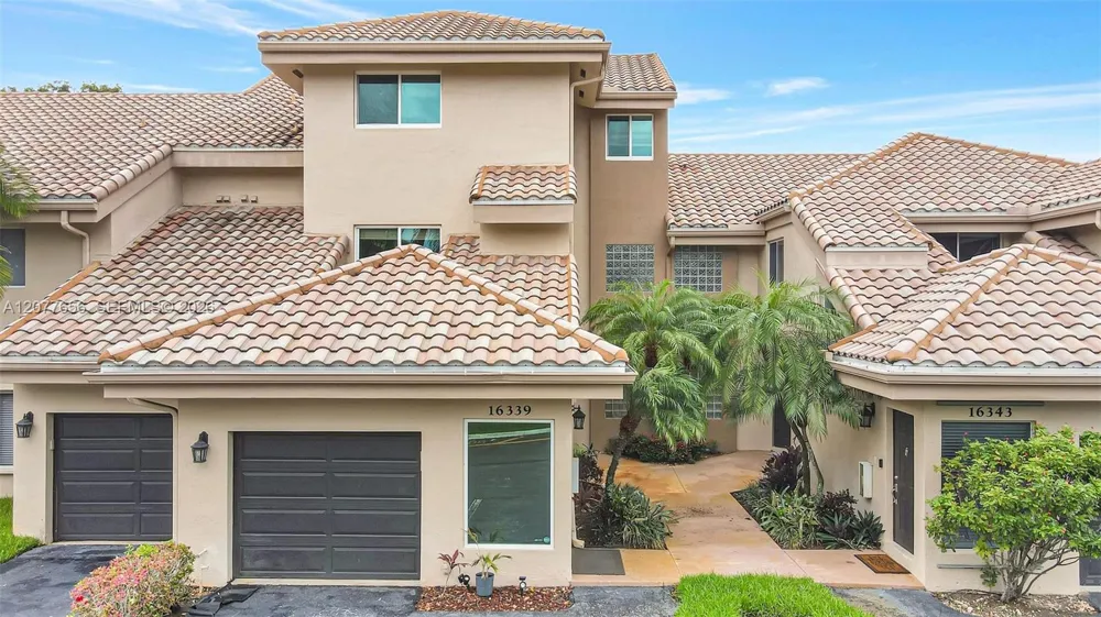 16339 Malibu Dr #22 Weston, FL 33326