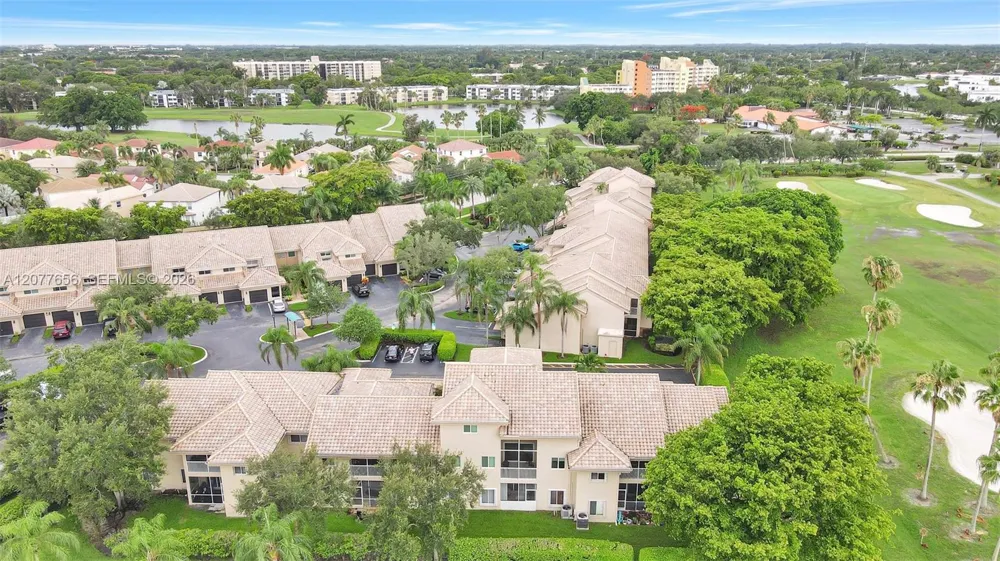 16339 Malibu Dr #22 Weston, FL 33326