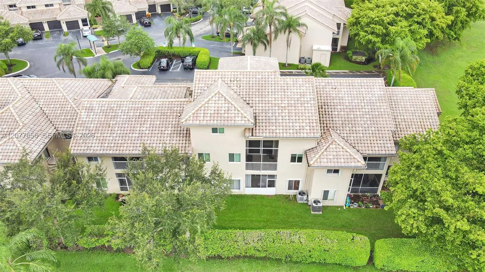 16339 Malibu Dr #22 Weston, FL 33326