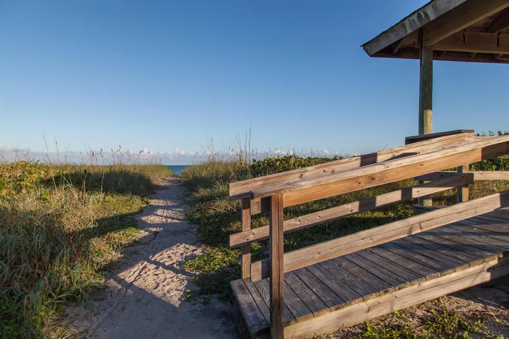 300 HARBOUR DRIVE #106B Vero Beach, FL 32963