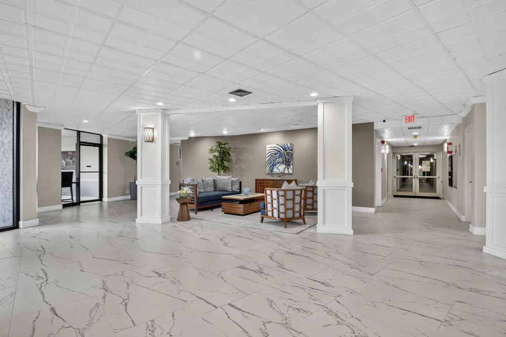 336 GOLFVIEW ROAD #605 North Palm Beach, FL 33408