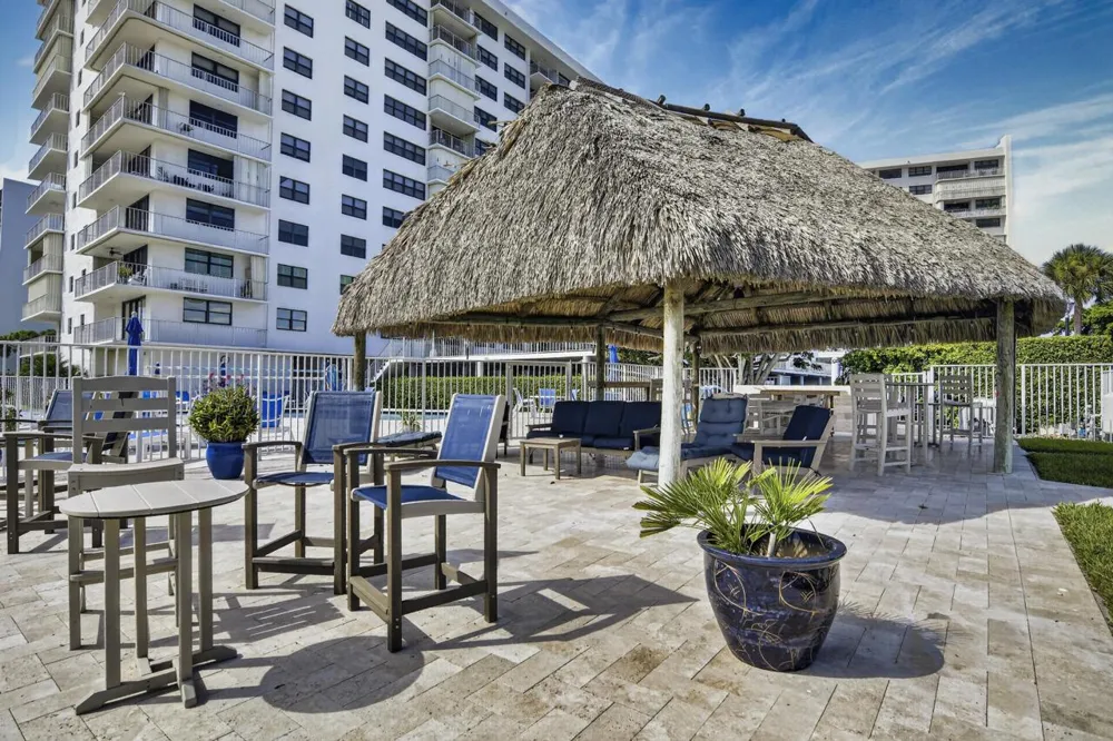 336 GOLFVIEW ROAD #605 North Palm Beach, FL 33408