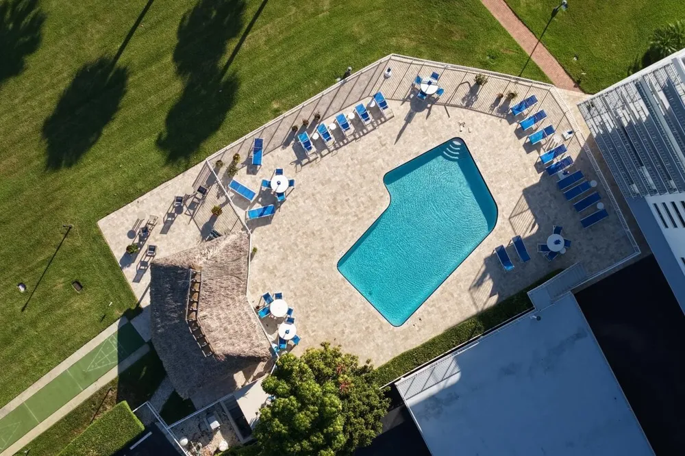 336 GOLFVIEW ROAD #605 North Palm Beach, FL 33408