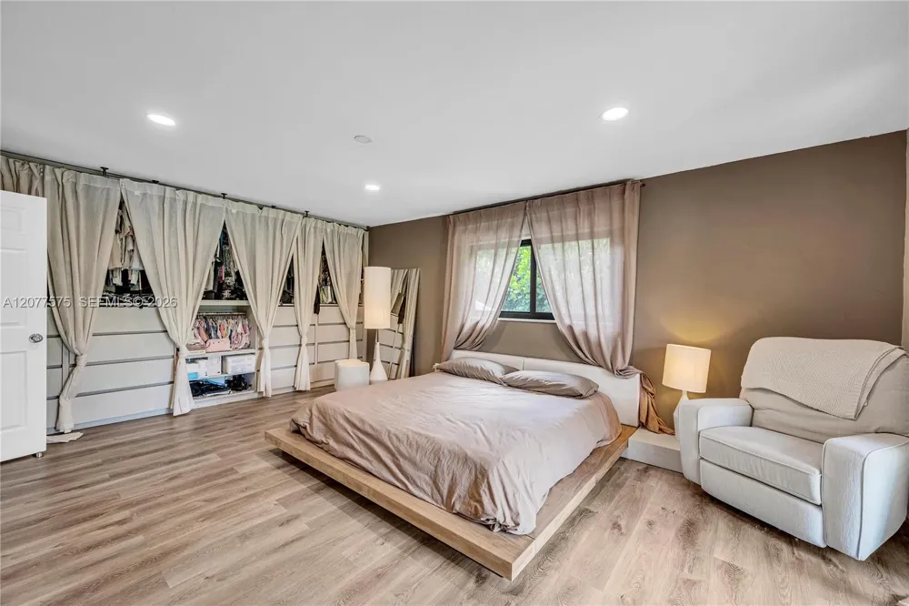 12230 NW 22nd Ct Miami, FL 33167