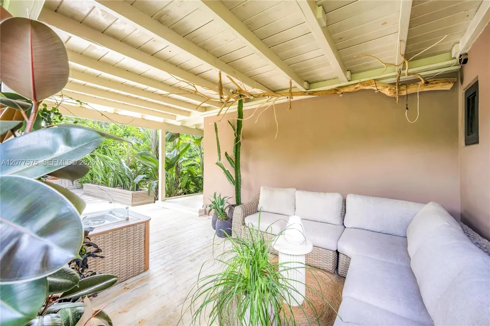 12230 NW 22nd Ct Miami, FL 33167