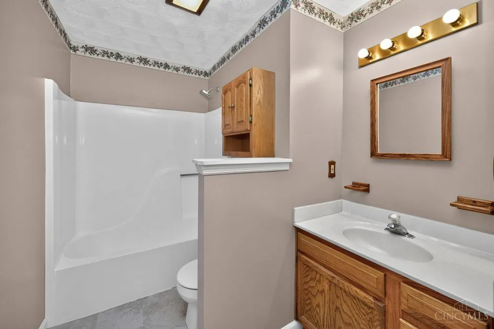 616 Lorelei Drive Perry, OH 45118