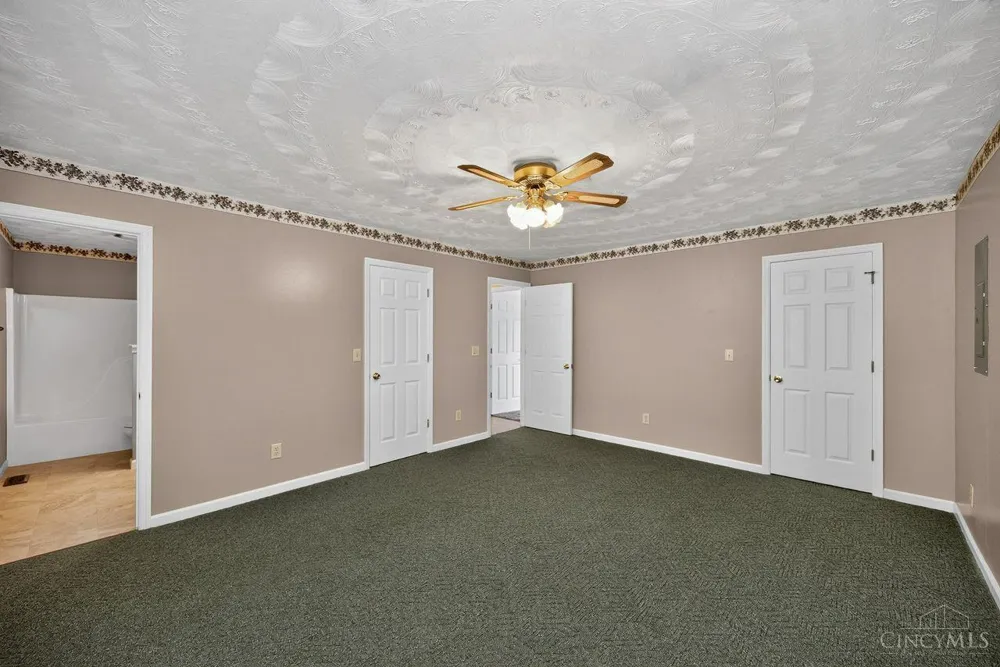 616 Lorelei Drive Perry, OH 45118