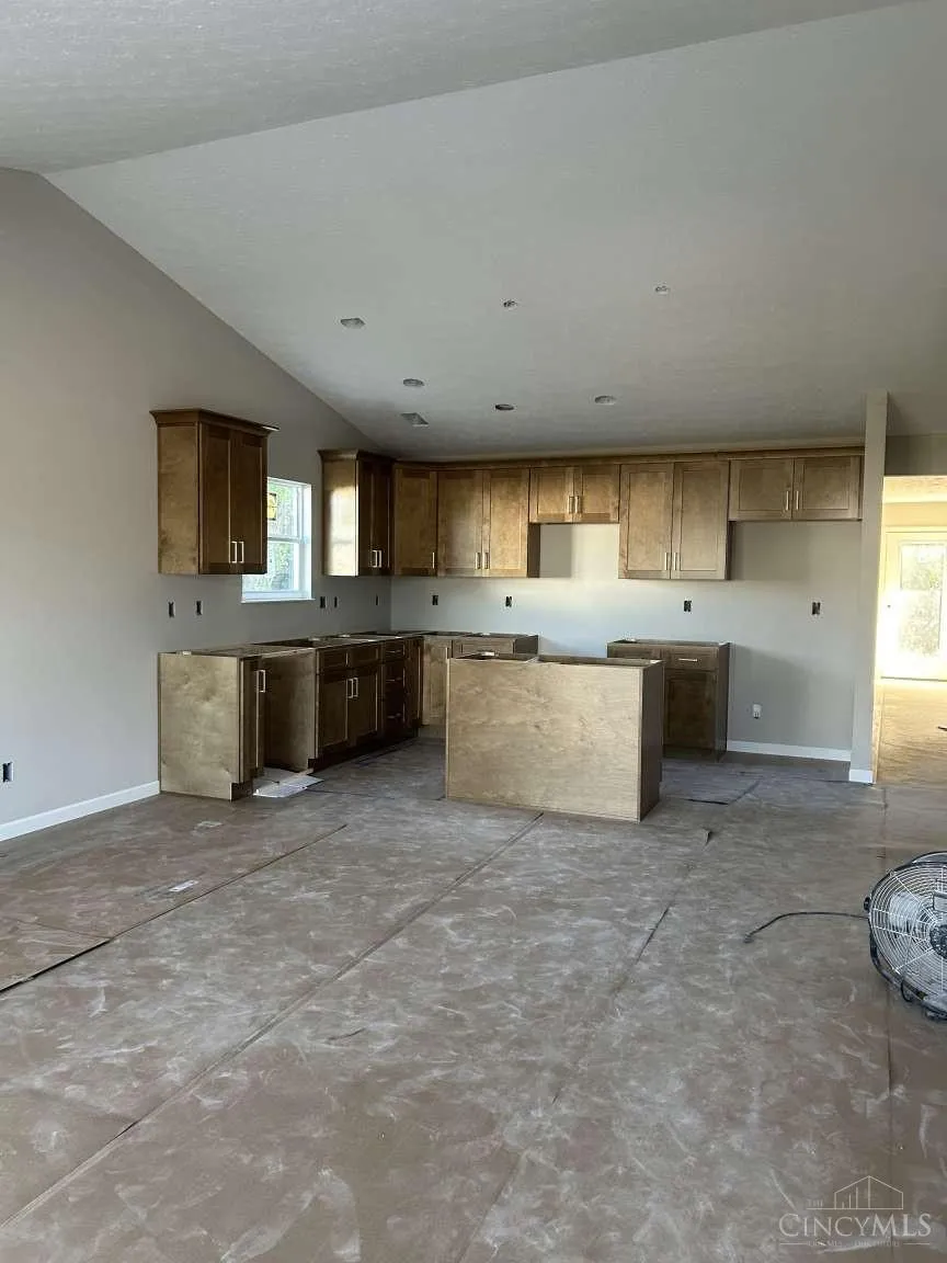 2085 Pine Forest Drive Miamisburg, OH 45342