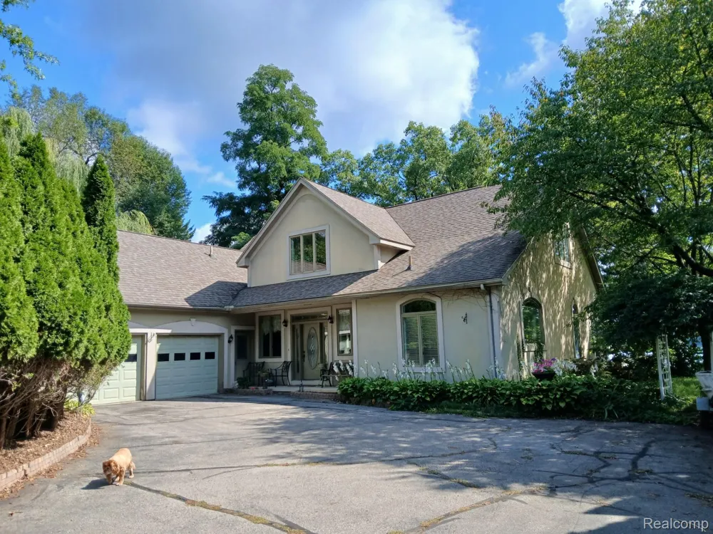 6567 Softshell Drive Waterloo Township, MI 49240