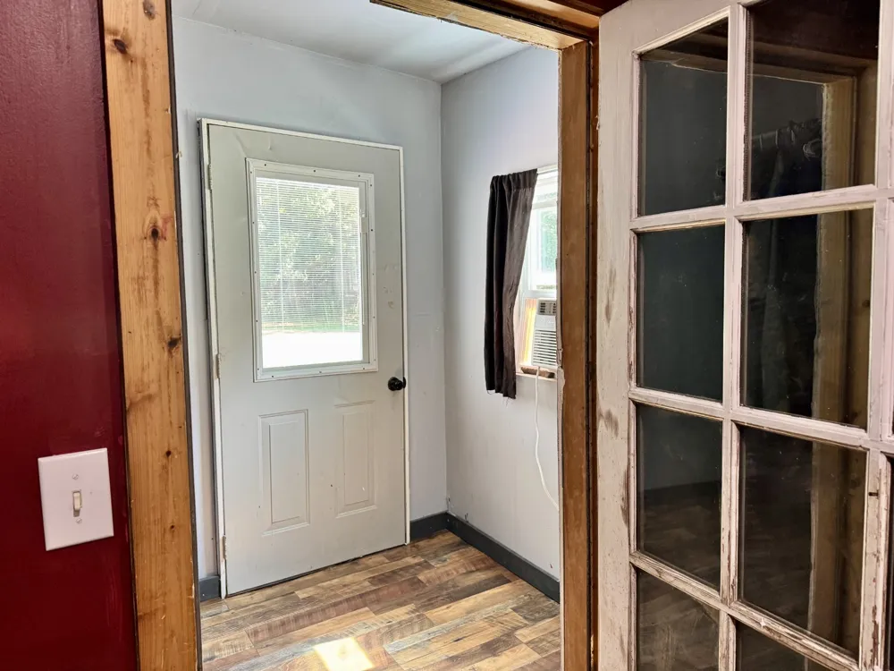 2280 Big Opossum Creek Rd Linden, TN 37096
