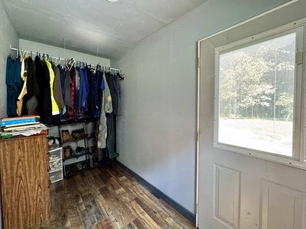 2280 Big Opossum Creek Rd Linden, TN 37096