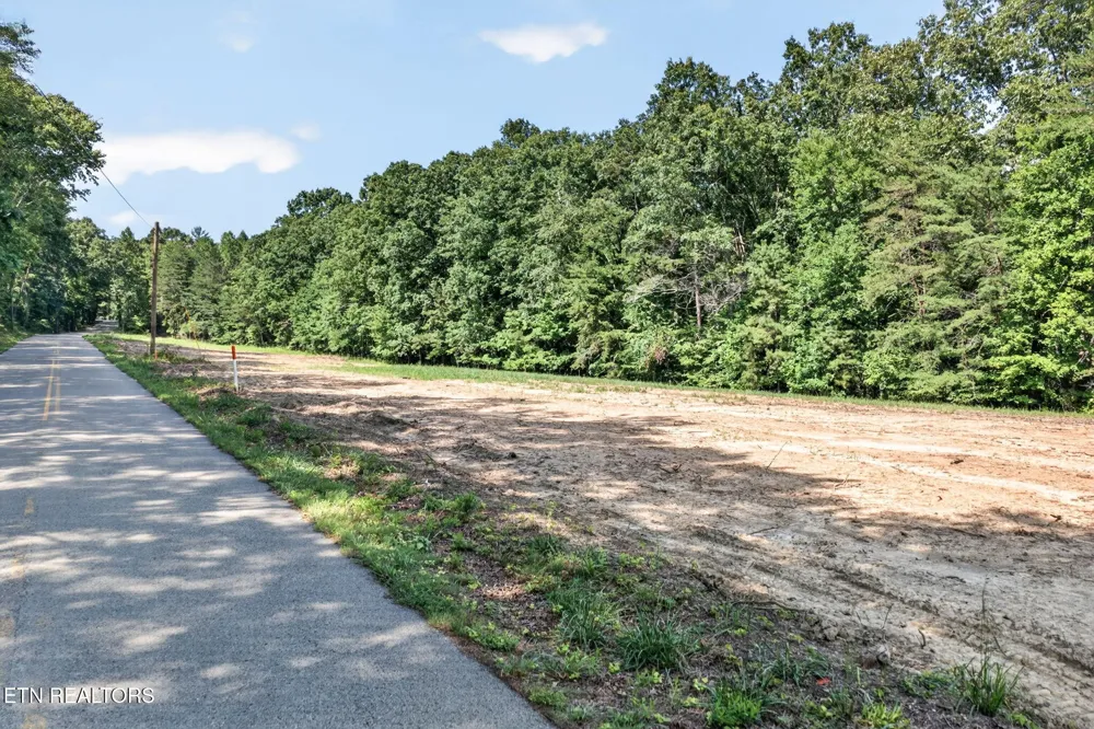 14 Smith Mountain Rd Rockwood, TN 37854