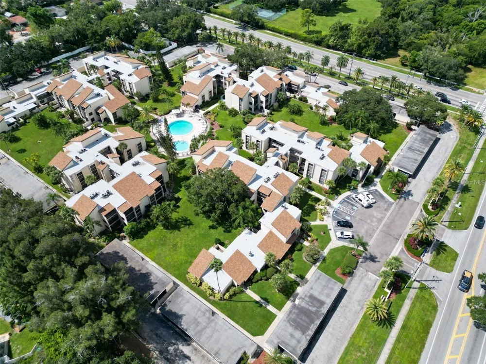 2209 BELLEAIR ROAD #C13 Clearwater, FL 33764