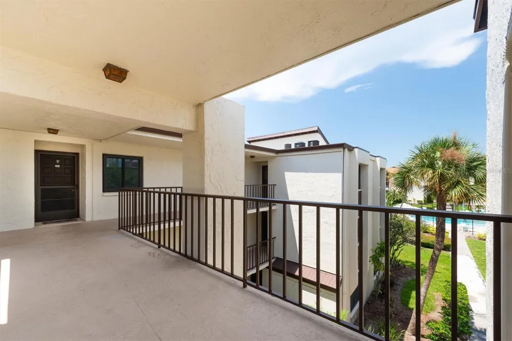 2209 BELLEAIR ROAD #C13 Clearwater, FL 33764