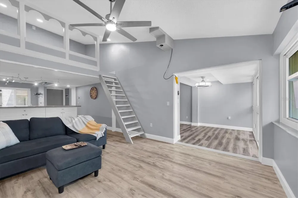 2209 BELLEAIR ROAD #C13 Clearwater, FL 33764