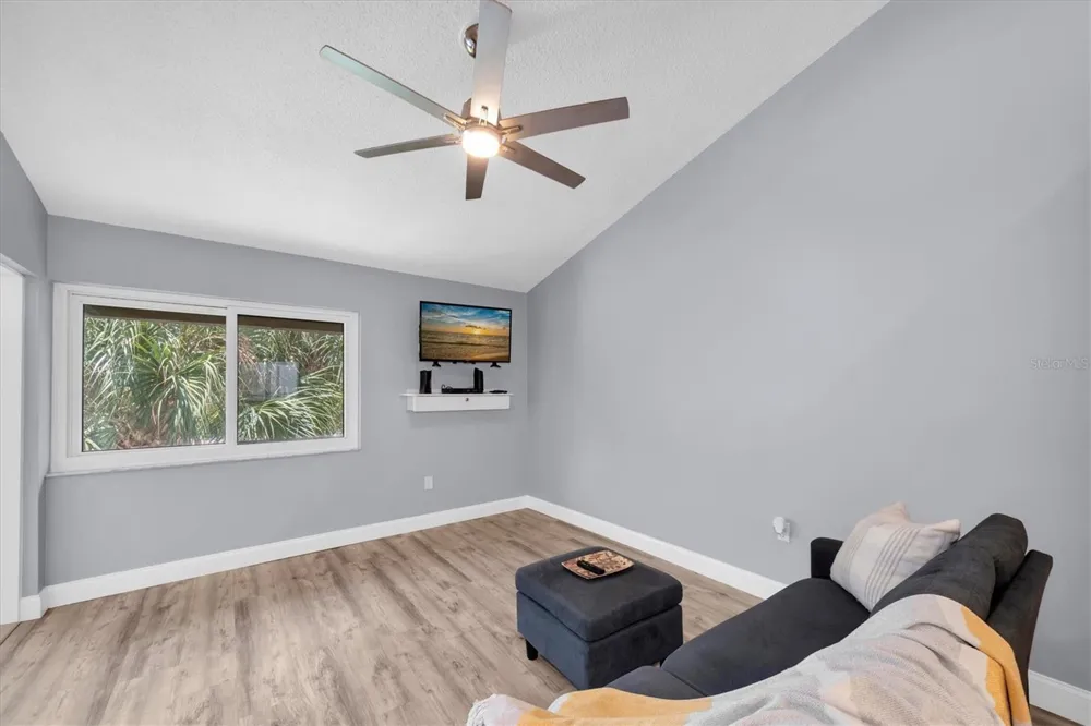 2209 BELLEAIR ROAD #C13 Clearwater, FL 33764