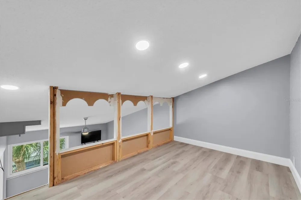 2209 BELLEAIR ROAD #C13 Clearwater, FL 33764