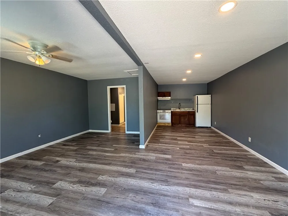 2725 Deer Street #B Corpus Christi, TX 78410