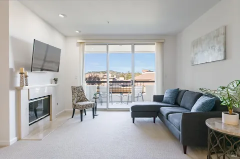 400 Deer Valley Road ##3D