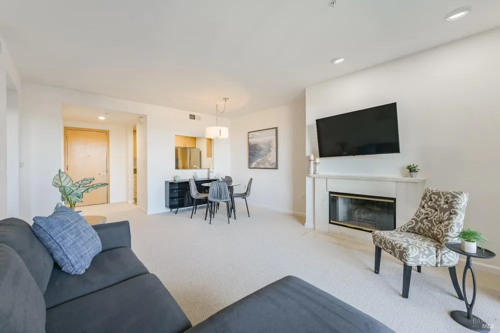 400 Deer Valley Road ##3D San Rafael, CA 94903