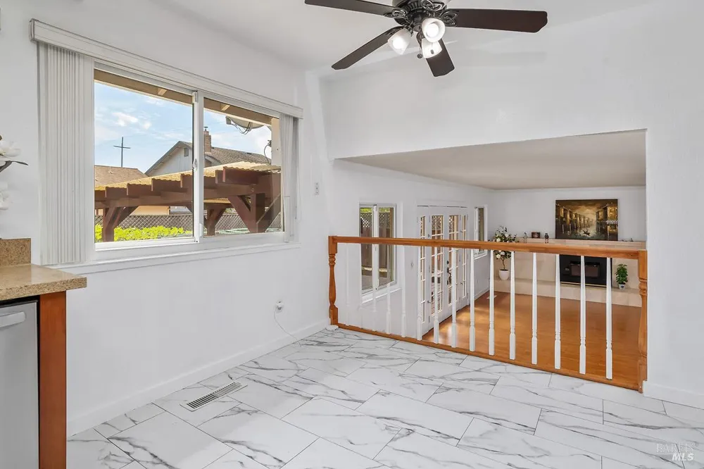1804 Spoonbill Avenue Petaluma, CA 94954