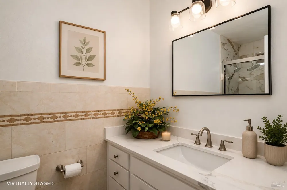 1804 Spoonbill Avenue Petaluma, CA 94954