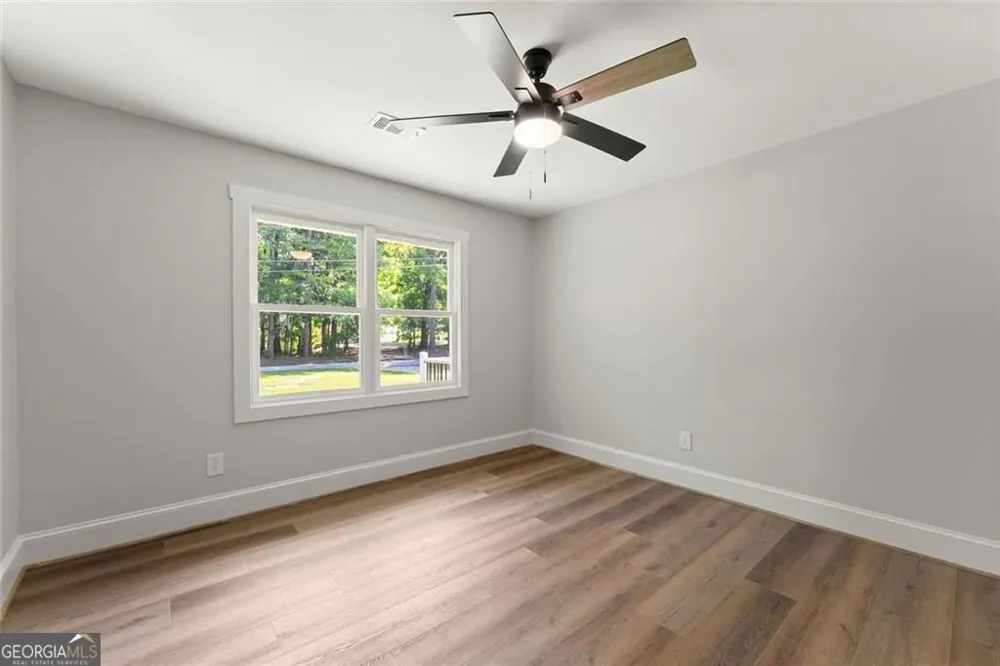 5850 Norton CIR Flowery Branch, GA 30542