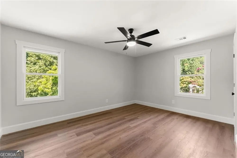 5850 Norton CIR Flowery Branch, GA 30542