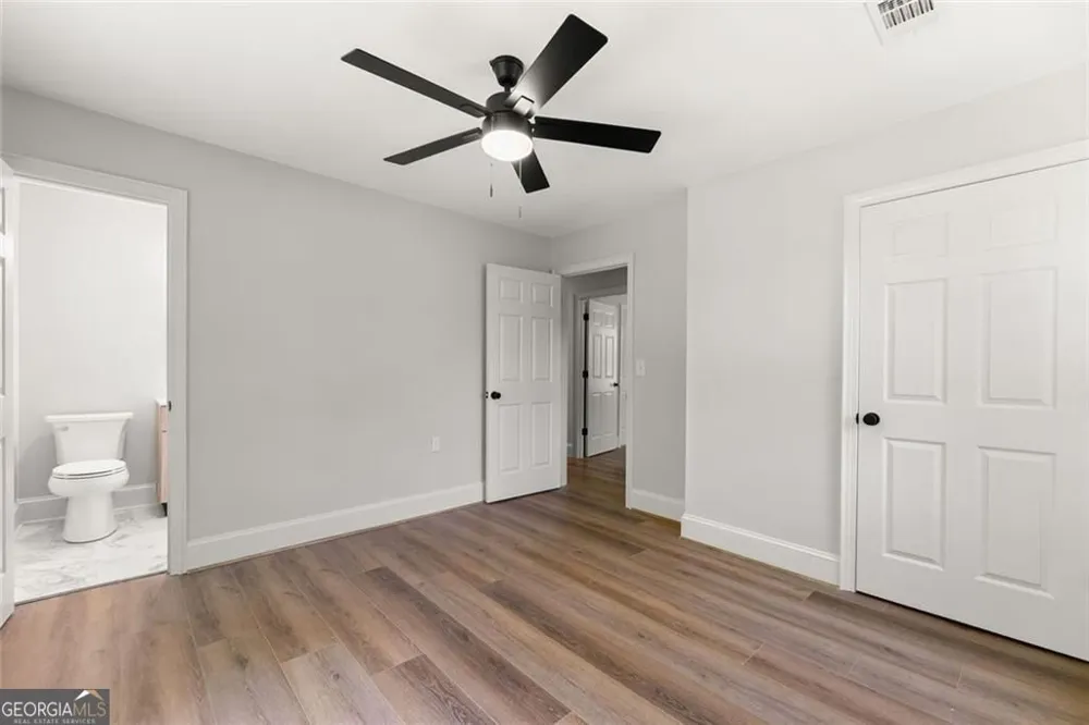 5850 Norton CIR Flowery Branch, GA 30542