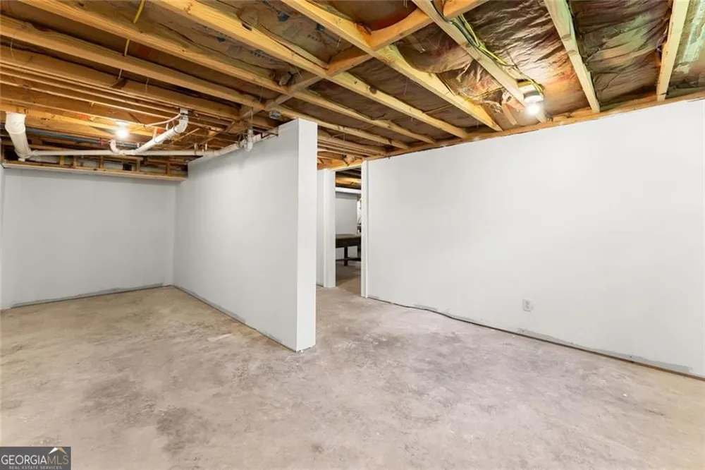 5850 Norton CIR Flowery Branch, GA 30542